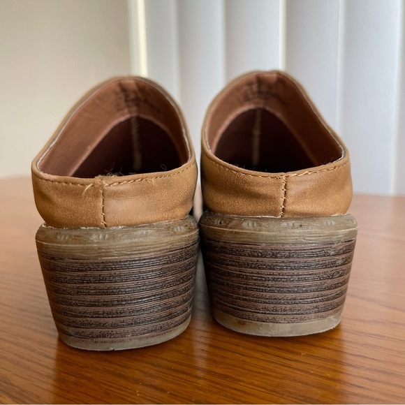 American Rag Segovia Mule Clog Color Saddle Size 7 - Picture 8 of 13
